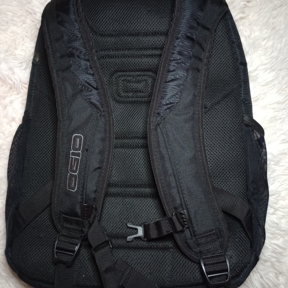 OGIO Charcoal Men's Backpack - Picture 3 of 4